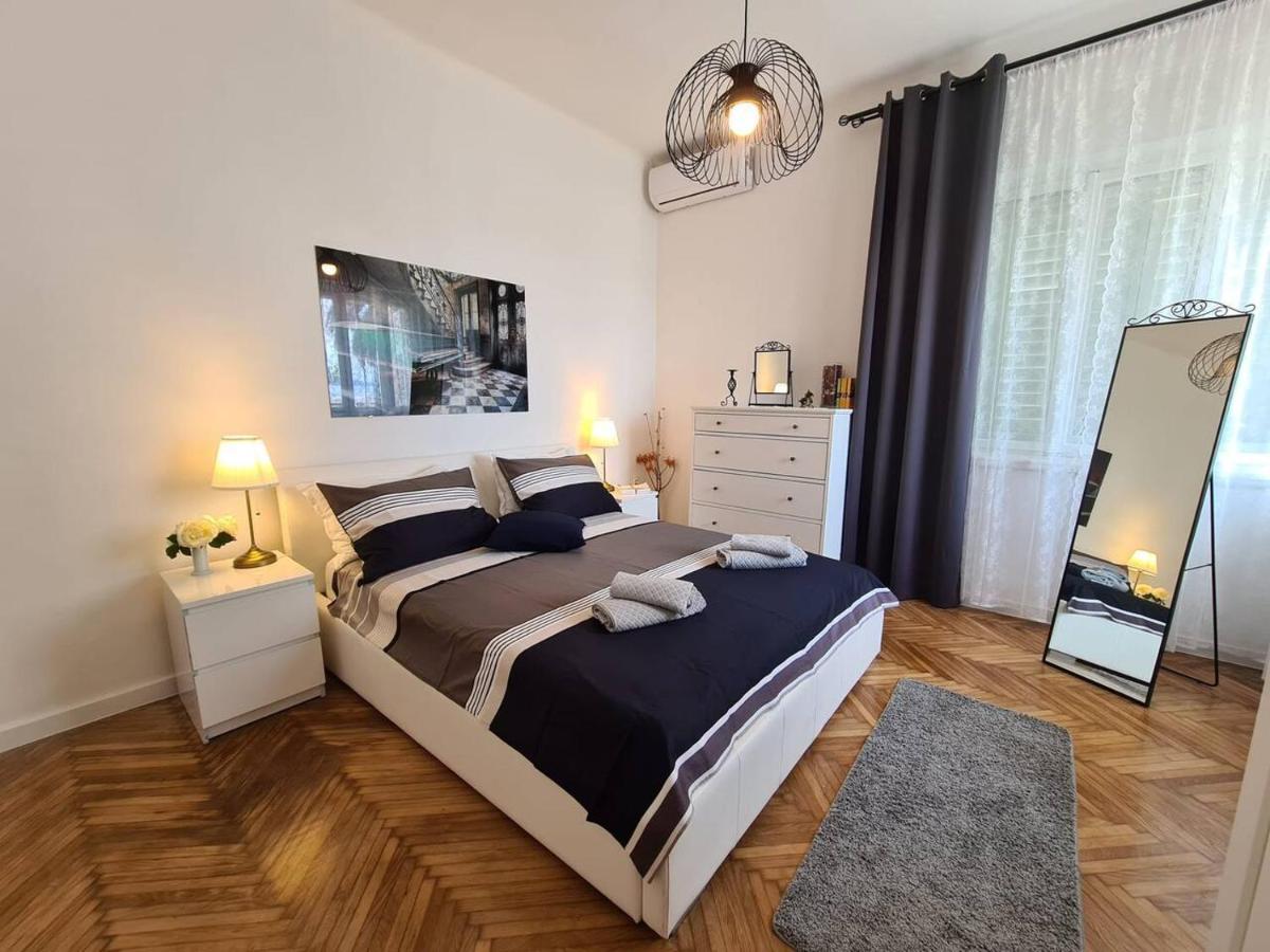 Luxury Apartment Lukas Orebić Dış mekan fotoğraf