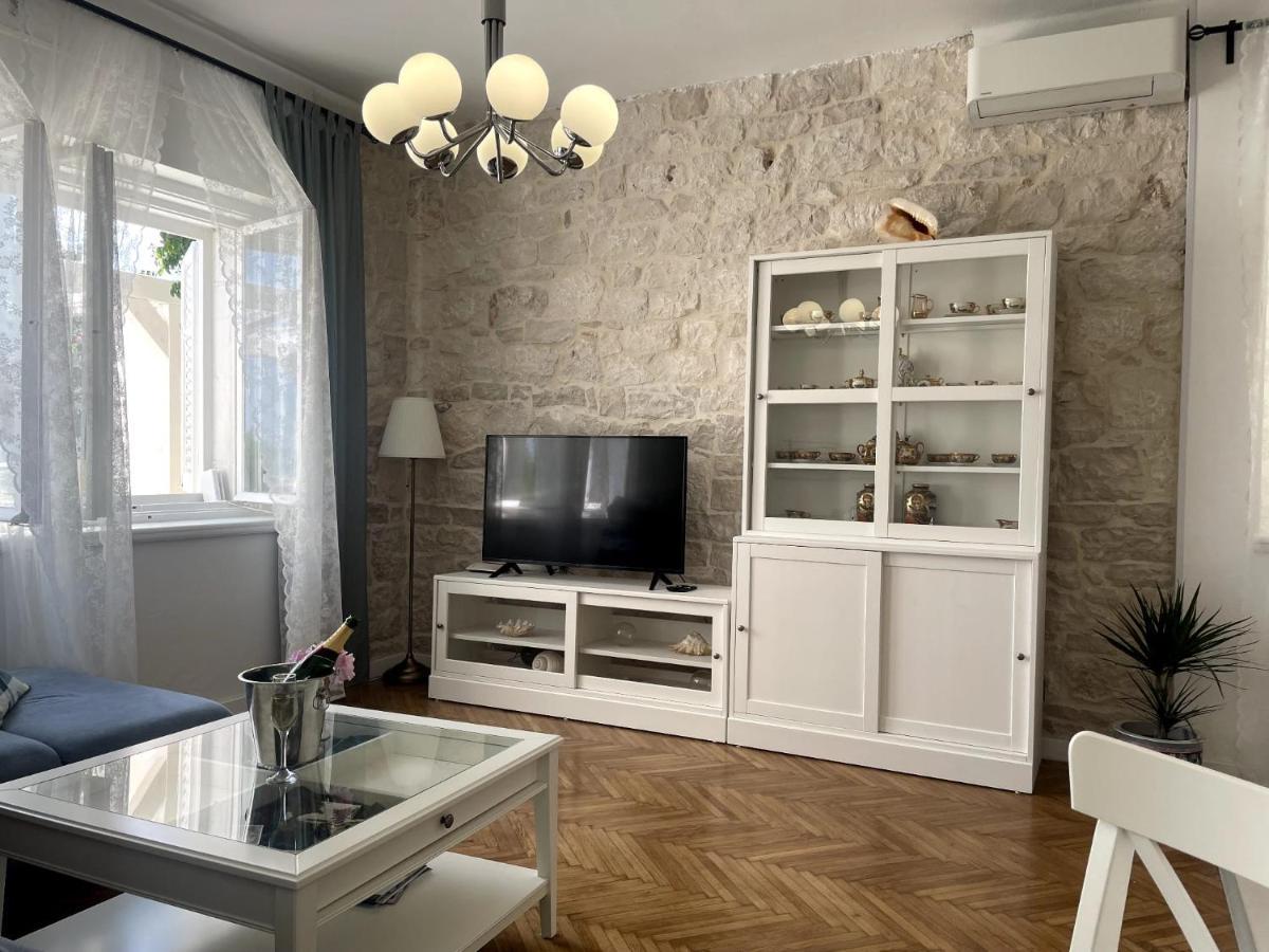 Luxury Apartment Lukas Orebić Dış mekan fotoğraf